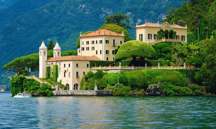 Lake Como Day Trip from Milan with a Local Guide: Private & Personalized 
