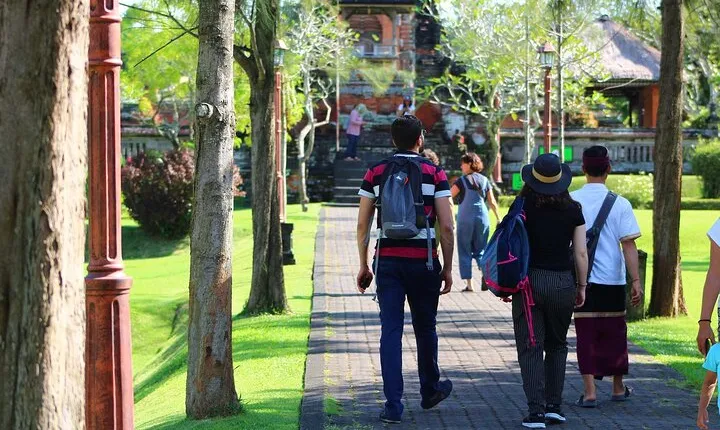 Bali Airport Arrival Transfer and Private Car Charter Combo