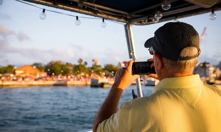 Key West Sushi Sunset Cruise with Complementary Drinks