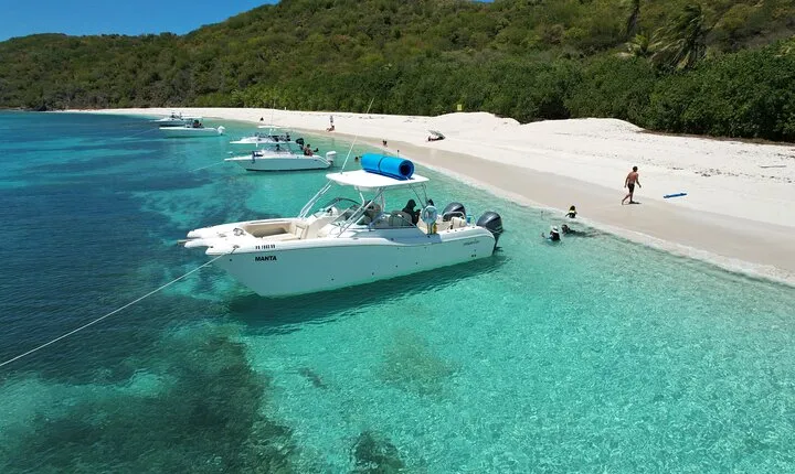 All inclusive Private Tour to Icacos and Palomino Island