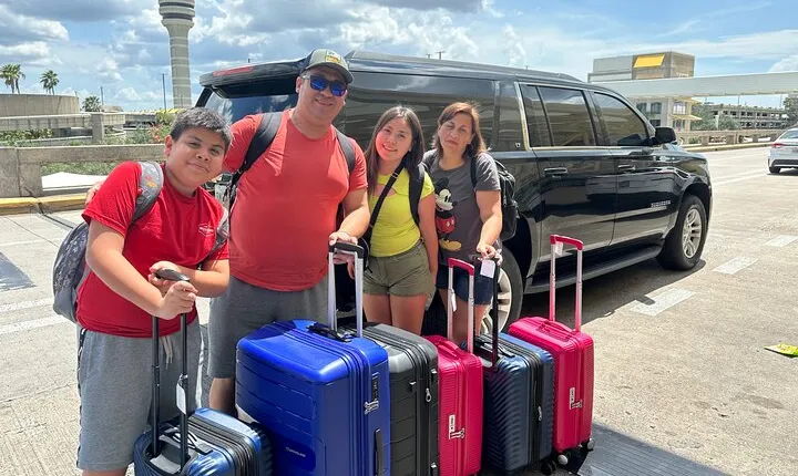 Private Chauffeur: MCO Airport to Disney & Universal Hotels