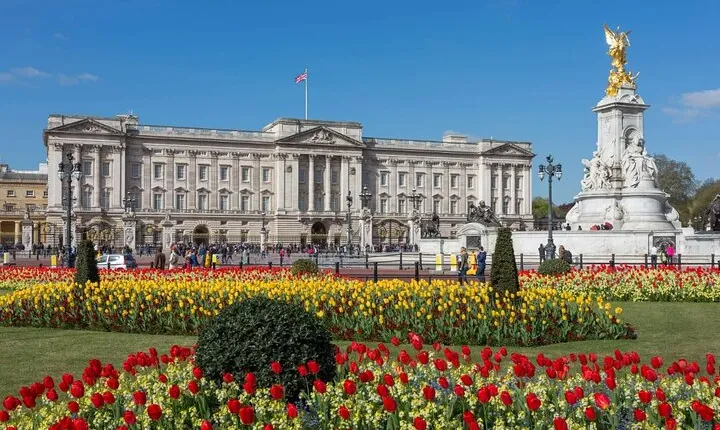 Wonders of Westminster Walk: from the Palace to the Abbey & more