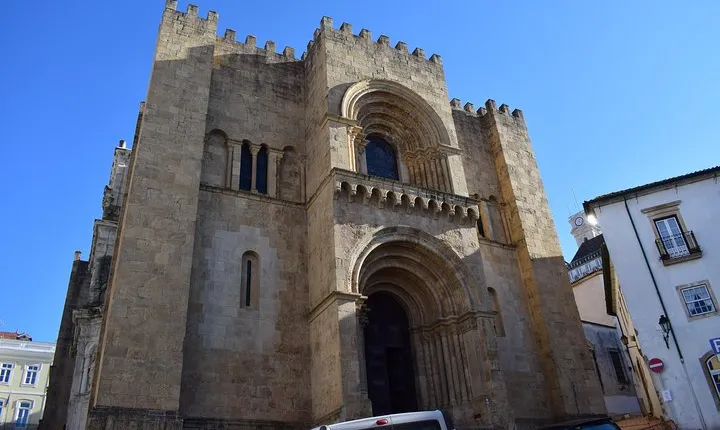 Lisbon to Porto Private Tour stoping in Coimbra and Aveiro