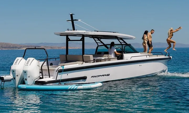 Private Boat Day Trip to Agistri, Aegina, Moni from Athens