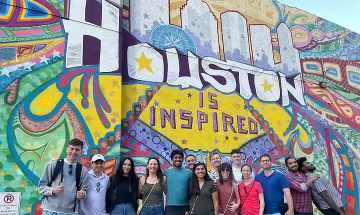 Howdy H-Town Street Art & Small Bar Tour