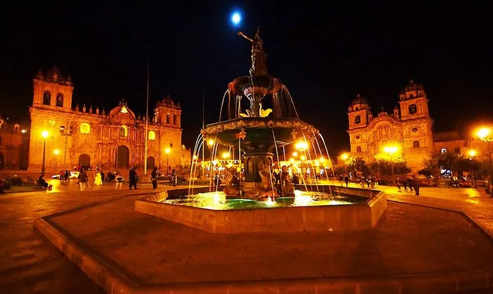 City Tour with Planetarium and Peruvian Flavors