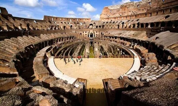 Rome by Golf Cart with Colosseum's and St. Peter's Visit