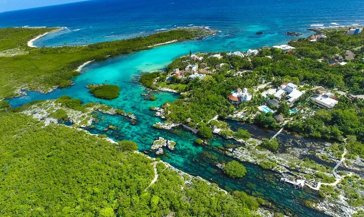 Cenote; Snorkeling and Photos with Colorful Fish