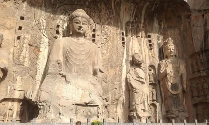 Luoyang Highlights Day Trip with Hotel or Railway Station Transfer