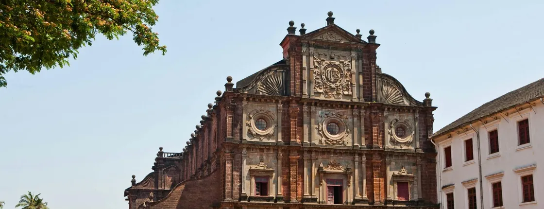 Historical old Goa tour with Basilica Bom Jesus and Panjim city
