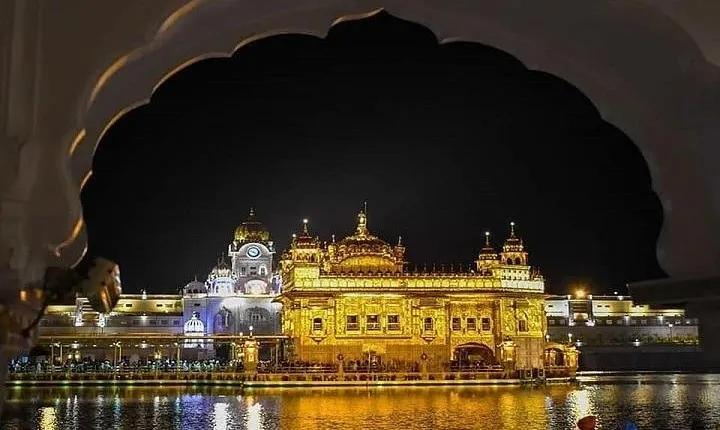 Golden Temple Amritsar Tour With Wagah Border Package 