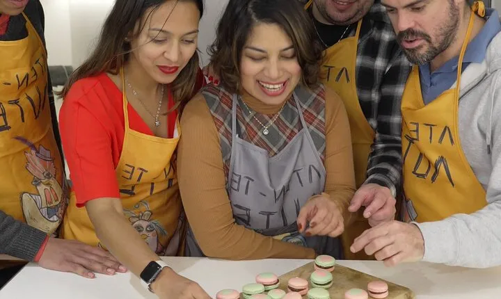 Macaron Baking Class in Le Marais