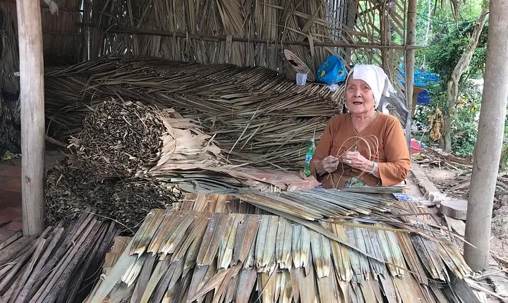 Luxury Mekong Tour: Ba Ton Bridge - Cai Be - Tan Phong with Cycling