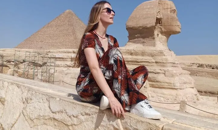 8-hours Giza pyramids ,sphinx , Sakkara step pyramids Memphis old city