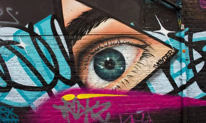 Private Street Art Walking Tour in London
