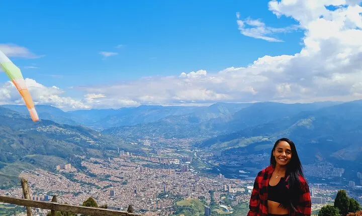 15 Minute Paragliding Flight Medellin with Pickup
