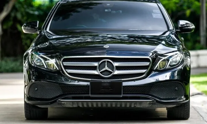 Luxury Limousine Transfer from Bangkok to Hua Hin