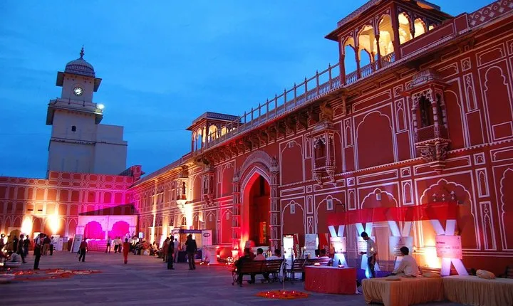 Transfer Agra To Jaipur By Ac Car With Fatehpur sikari.