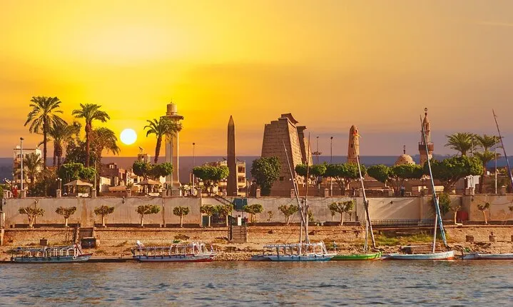 Explore the secrets of Karnak and Luxor Temples by horse carriage