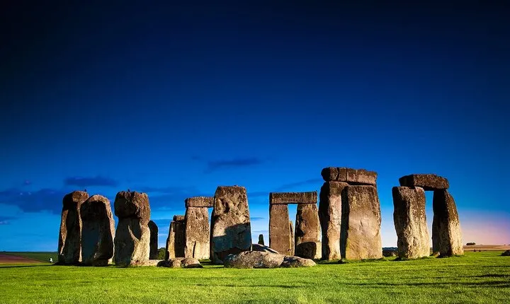 Stonehenge Bath Stratford upon Avon and Cotswolds Day Trip London
