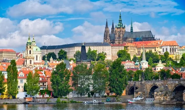 Prague Small-Group Day Trip from Vienna