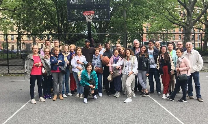 Contrasts of New York - Bronx, Queens and Brooklyn Arcol Travel