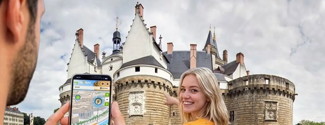 Self-guided digital scavenger hunt in Nantes