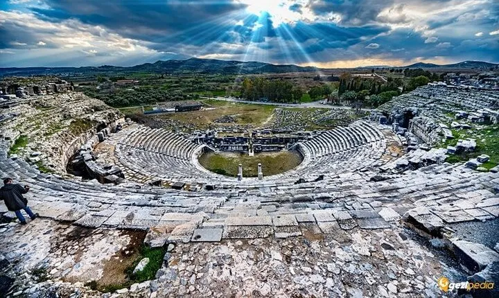 Heart of Aegean: Private Priene - Miletus - Didyma Tour