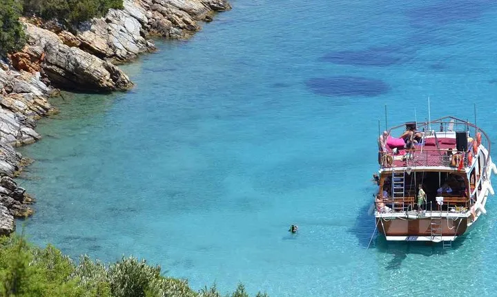 Daily Boat Trip in Bodrum with Lunch