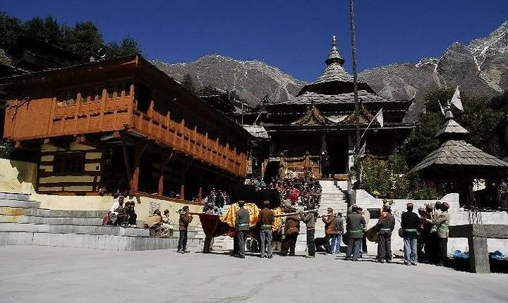 15-Days Leh Private Tour from Srinagar with Dinner