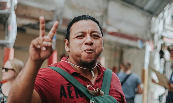 Layover in Paris a Private Tour with a local: Best Highlights of Paris