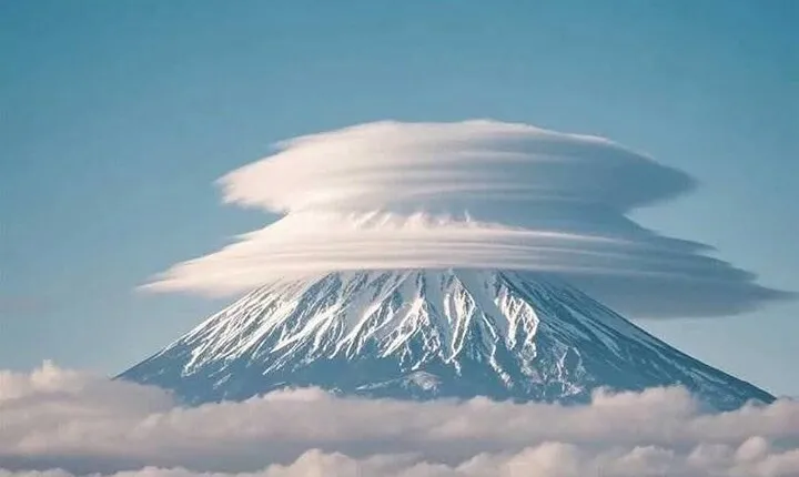  Private tour - Scenic Fuji Escape: Hakone, Peace Park & More