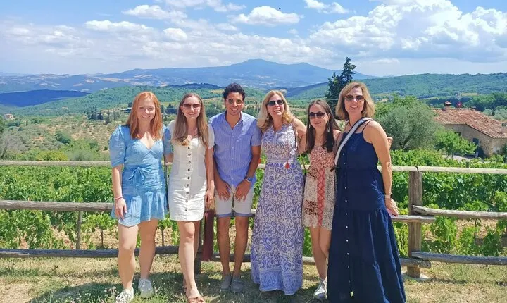 VIP Brunello Montalcino, Montepulciano & Val d'Orcia with Lunch 
