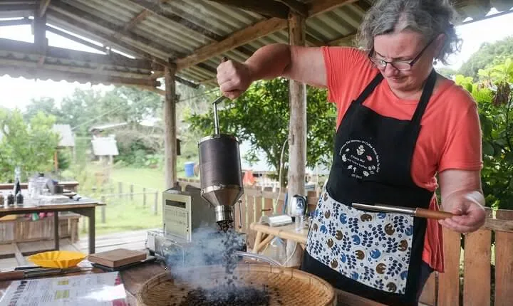 Chiang Mai Coffee Tour: Trekking to Farm, Roast and Brew Workshop