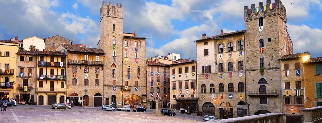 Arezzo private walking tour