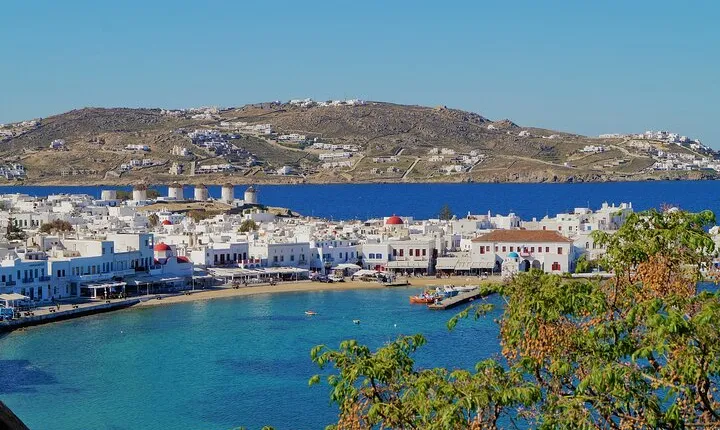 7 Day Tour Athens, Santorini, Mykonos, Delos & Sunset to Caldera 