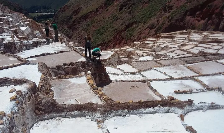 Morning: Half Day Maras y Moray Tour
