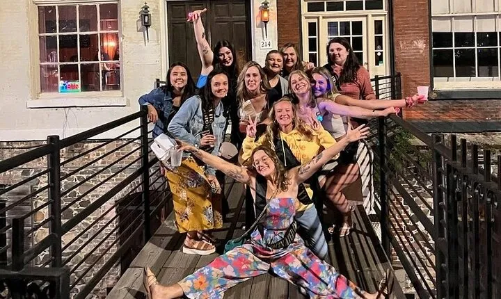 New Orleans Spooky Spirits Haunted Pub Crawl and Ghost Tour