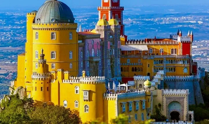 Sintra Day Tour With Executive Car