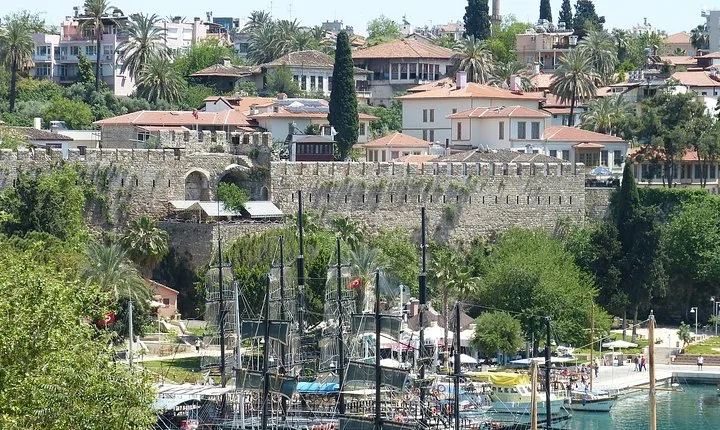 Antalya Private Walk Tour with a Professional Guide