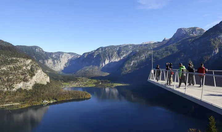 Private Full Day Trip to Hallstatt ,Salzburg and Melk from Vienna