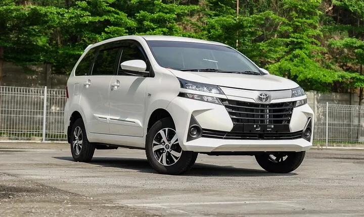 Full-Day Private Car Charter in Bali with Local Guide