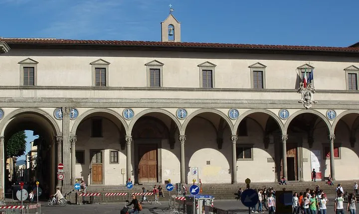 Spedale degli Innocenti: the first Orphanage ever built