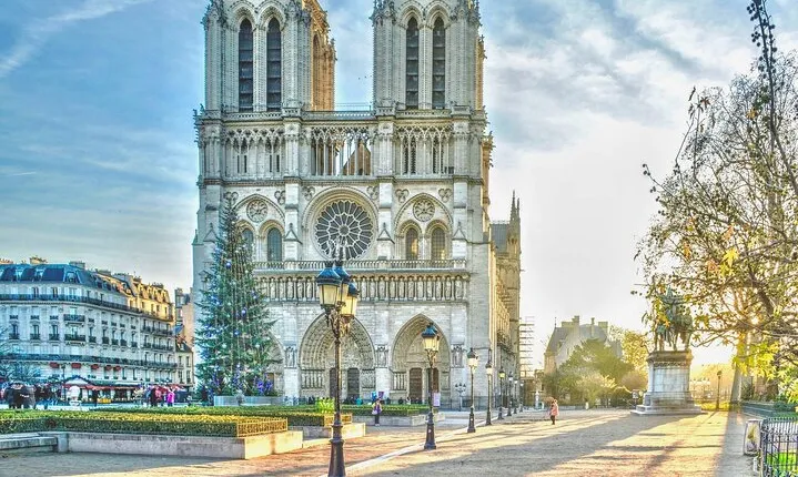 Paris - Historic City Center Walking Tour