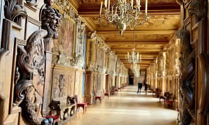 Fontainebleau, Versailles, Trianon Small group from Paris