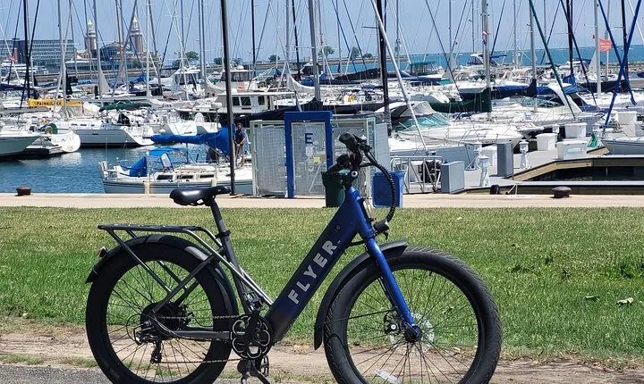 E-Bike South Shore Chigago Skyline Architectural Tour