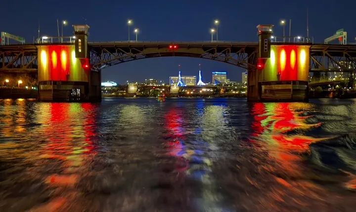 2-Hour Sunset River Cruise on the Stunning Willamette River