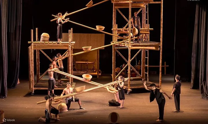 A O Show Lune Production & Dinner Cruise Tour In Ho Chi Minh City