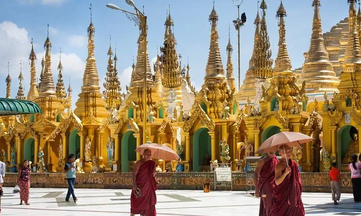 3-day Yangon Sightseeing & Shopping