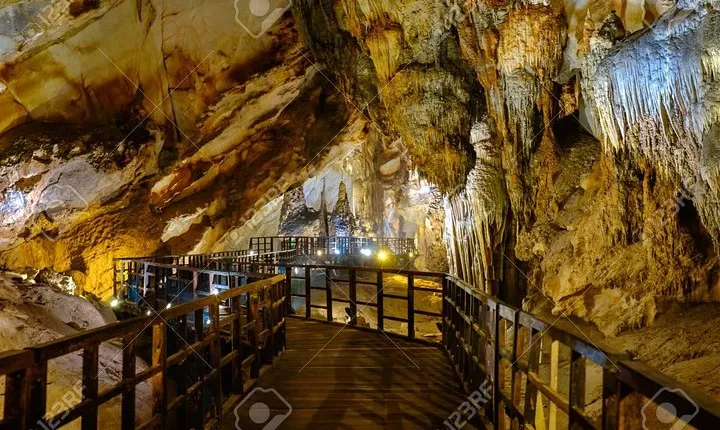 GREAT Phong nha 2 Day 1 Night WITH CAVE DISCOVERY STAYING AT HOMESTAY